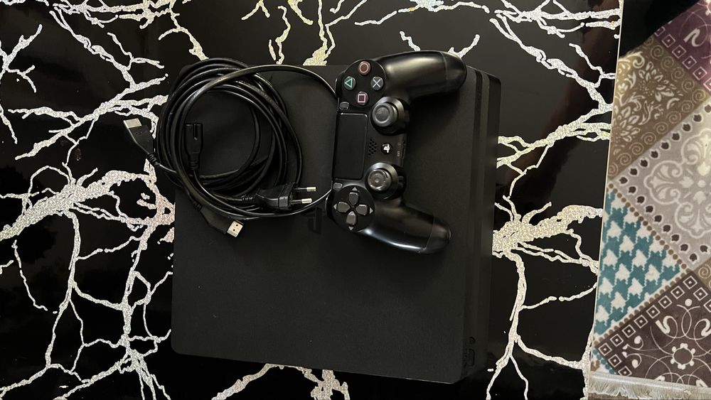 Ps4 slim 1024 gb
