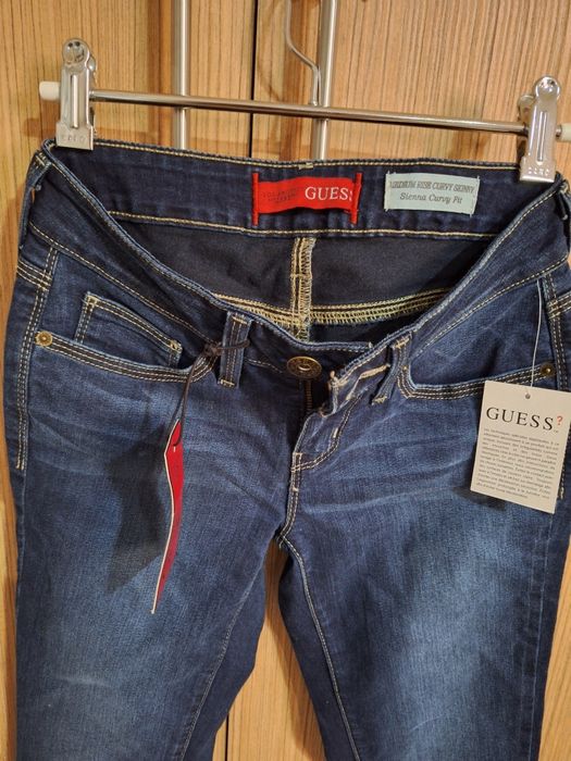 Blugi GUESS NOI  mărimea 24 s