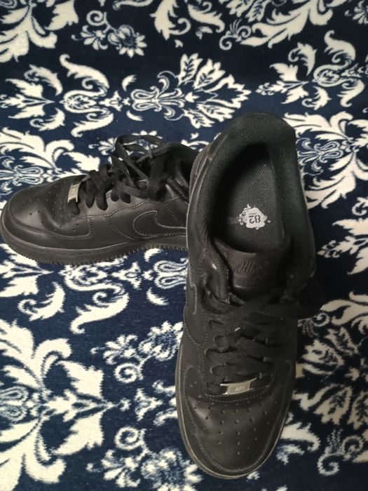 De vânzare adidași