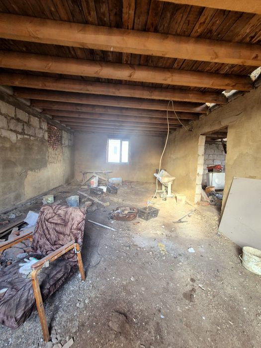 Срочно продам недостроенный коттедж.