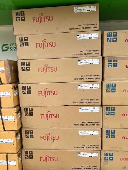 Vand lot unitate tip duct doar intern. Mărcile Fujitsu și General.