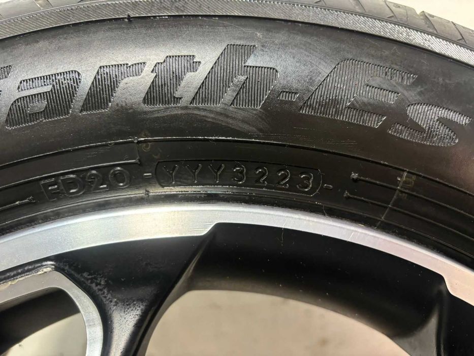 Продаю диски с шинами