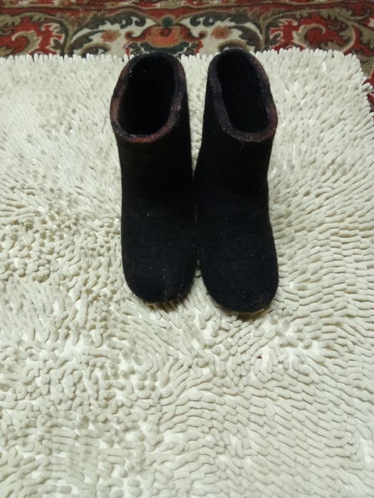 Продам детские валенки