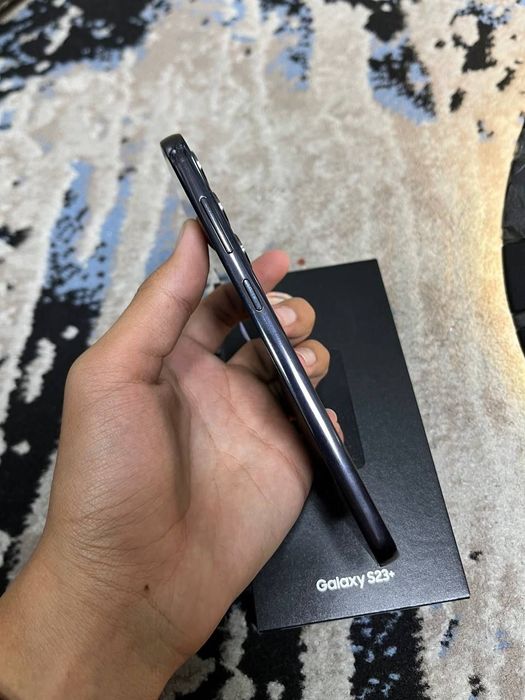 Samsung Galaxy  s23 plus vetnam