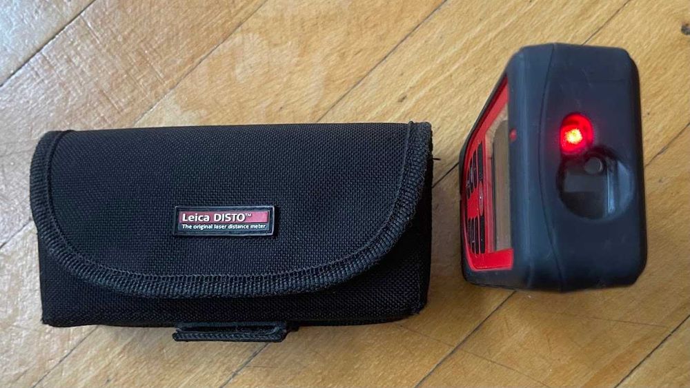 Leica Disto DXT Лазерен ролетка 70м със защита от вода IP65 и удар Made in Hungary