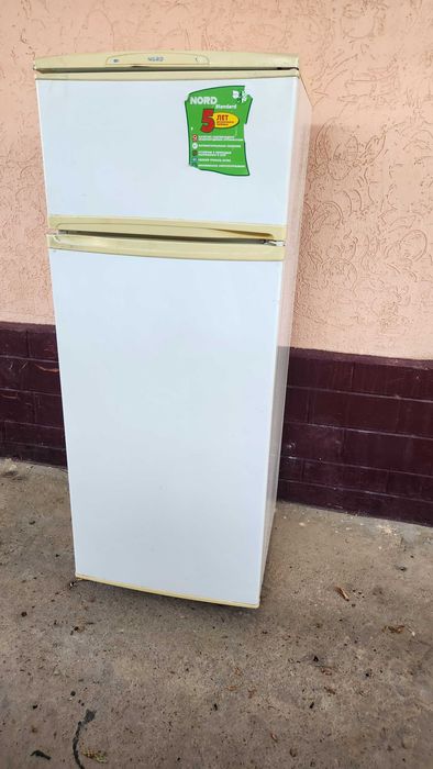 Холодильник в хорошем состоянии