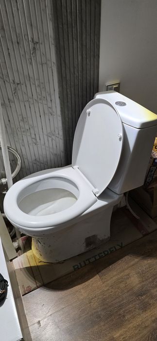 Унитаз в хорошем состоянии