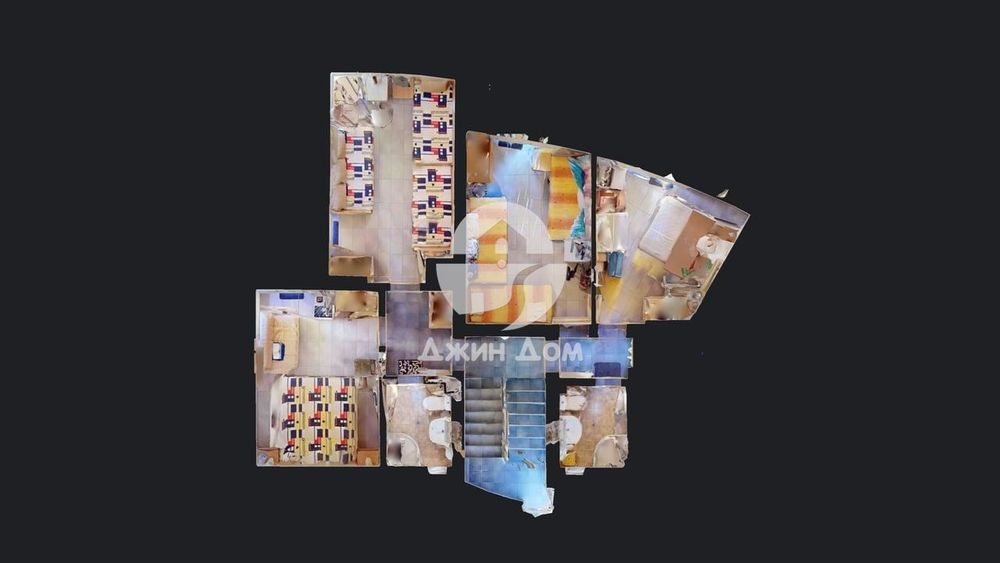 Просторна четириетажна къща с 8 спални във вилна зона „Зора"