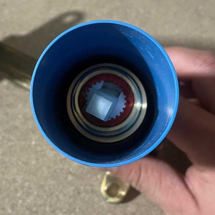 Corp incastrat  pentru  baterii lavoar cu montaj pe perete