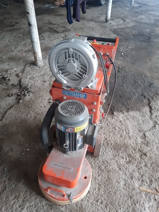 Бетонно шлифовальный аппарат