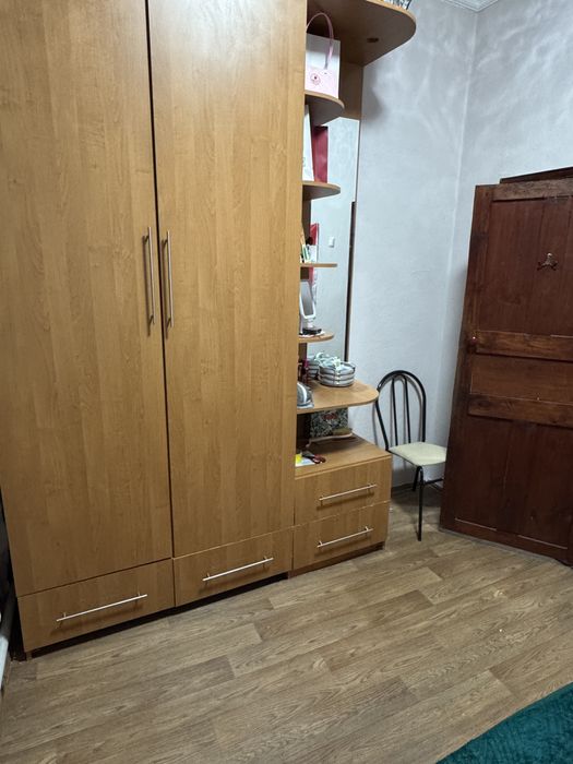 на подселение девушка