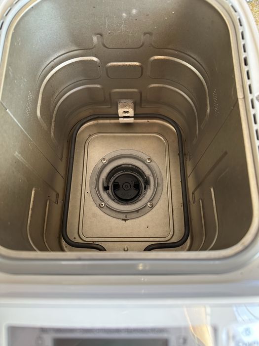 Хлебопечка автоматическая Panasonic SD-2500, 22 режима