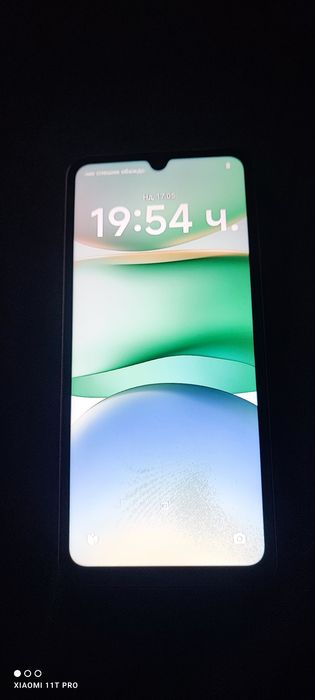 Продавам Xiaomi Redmi 5