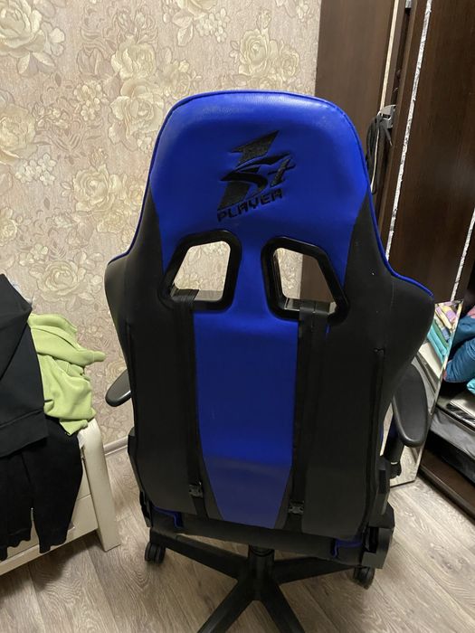Игровое кресло продам