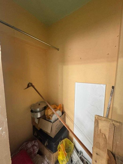 продам 2 комнатную на Жилгородке