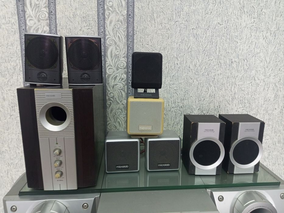 Продам колонки microlab,
