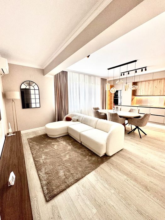 PROPRIETAR - Inchiriez apartament 3 camere cu curte in Baneasa Sisesti