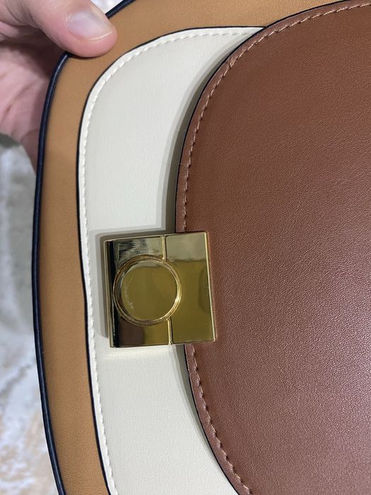 Дамски чанти.