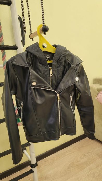 Детская куртка на весну