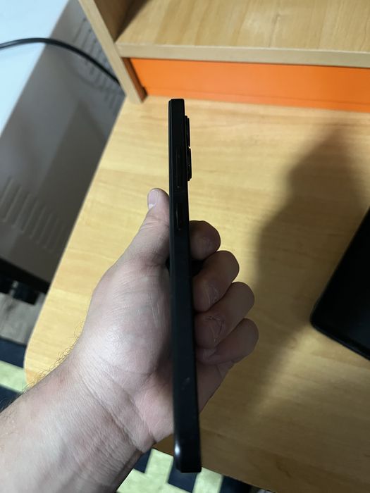 Продам Редми нот 12