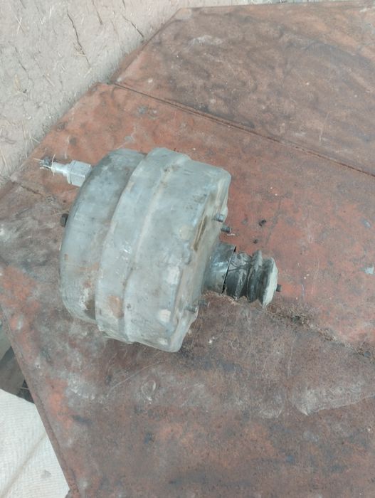 Uaz radnoy vakum sotiladi