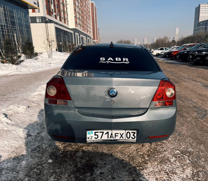 Продам машину geely mk
