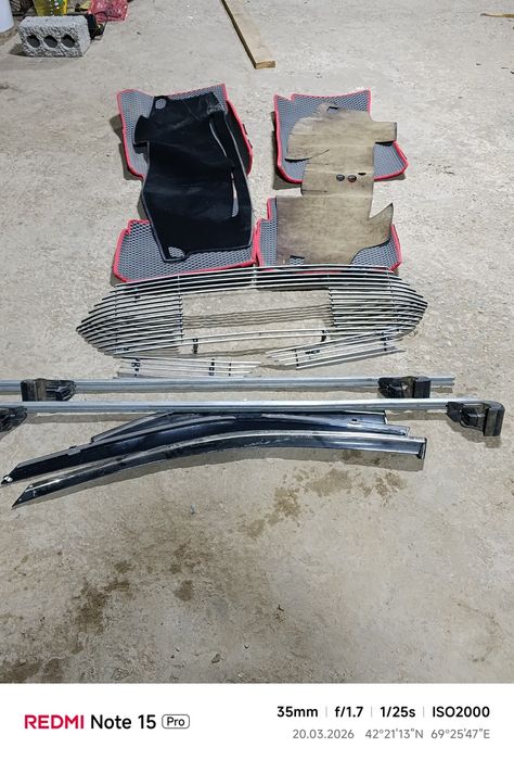 Эва полик, решотка радиатора,накидка панел. Багаж.