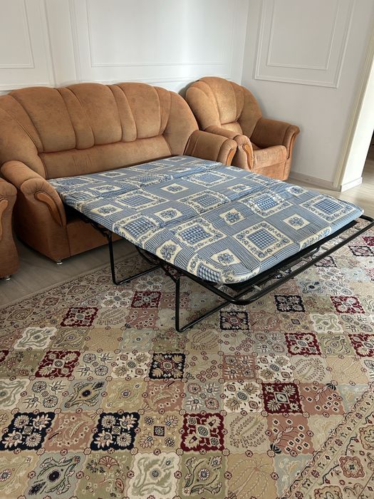 Диван продам и кресла