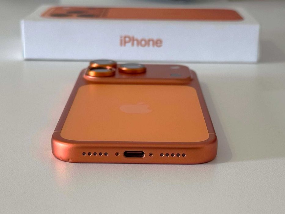 Бартер! 36м.Гаранция! iPhone 17 Pro Cosmic Orange (Oранжев) 100% Батерия!