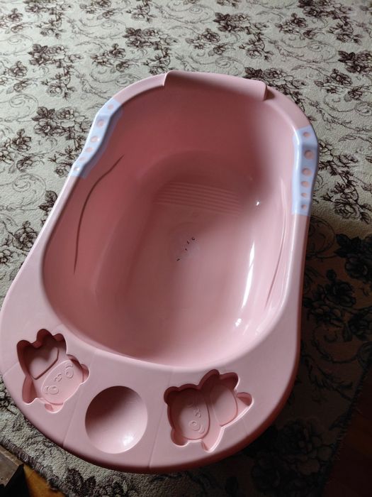 Продаю детский тазик 2000т