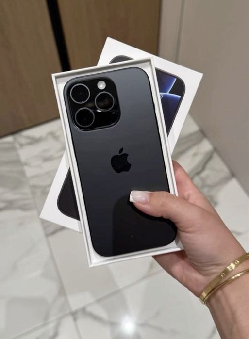 Iphone 16 pro Black