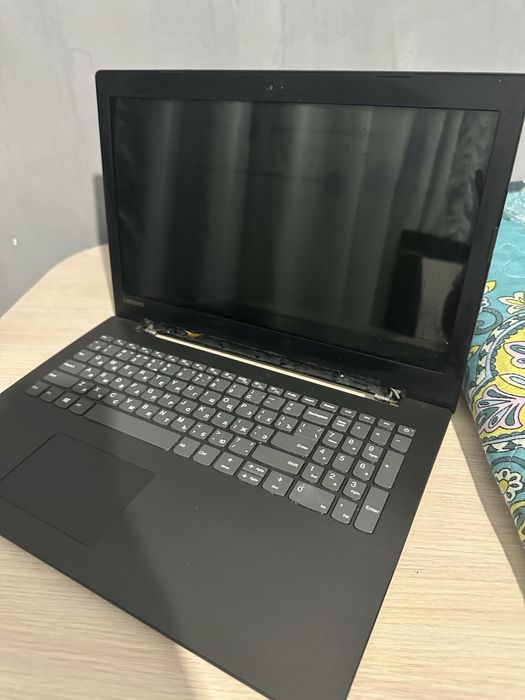 Ноутбук Lenova …..