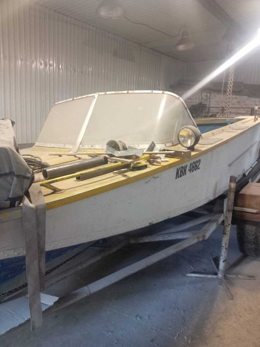 Продам катер б/у