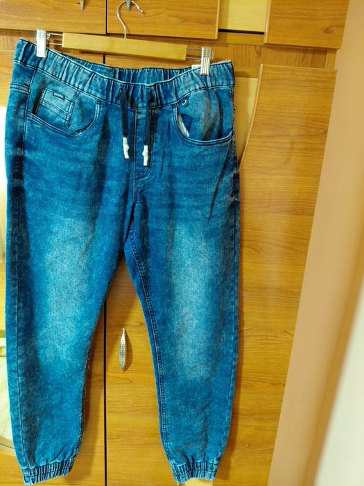 Lot / Blugi Bărbați Noi Tip Jogger (Cu Elastic și Șnur) – Mărimi 34 / M-L(Citiții deacrierea)