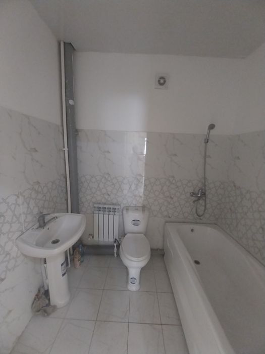 2 xonalik uy SROCHNIY sotıladı