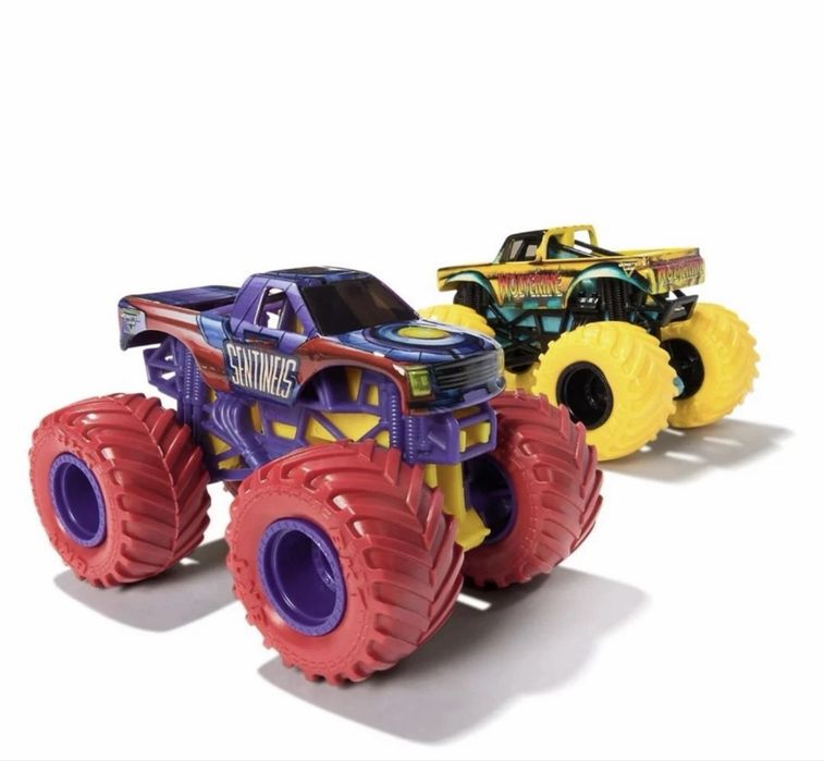 Monster Jam Marvel The Sentinels vs Wolverine 1:64