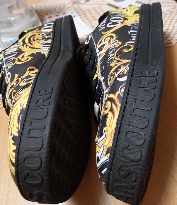 Сникърси марка "Versace Jeans Couture"