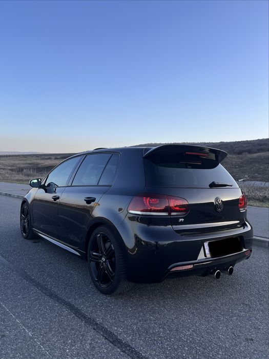 VW Golf 6 R – 4x4, DSG, 271 CP – 15.000€