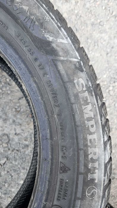 225/55 R17C • Iarna • Semperit Van Grip 3 109/107T | 4 buc | Pret/buc