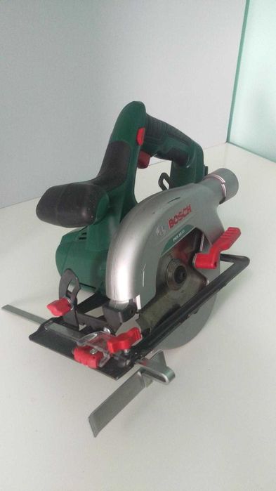 Corp MAKITA BOSCH EINHELL fierastrau circular pendular flex acumulator