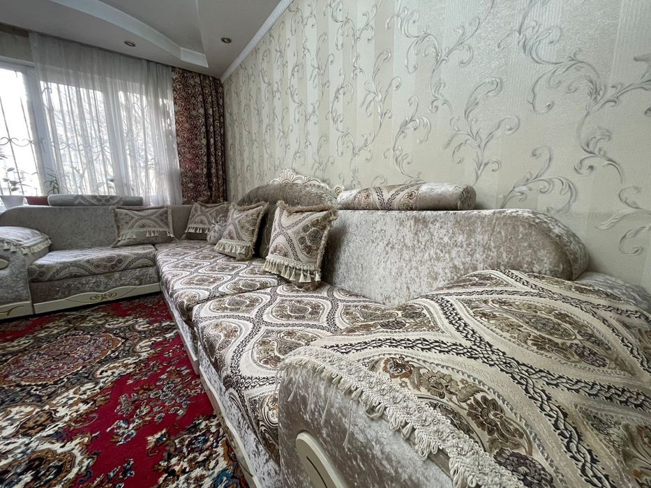 Срочно продам угловой диван