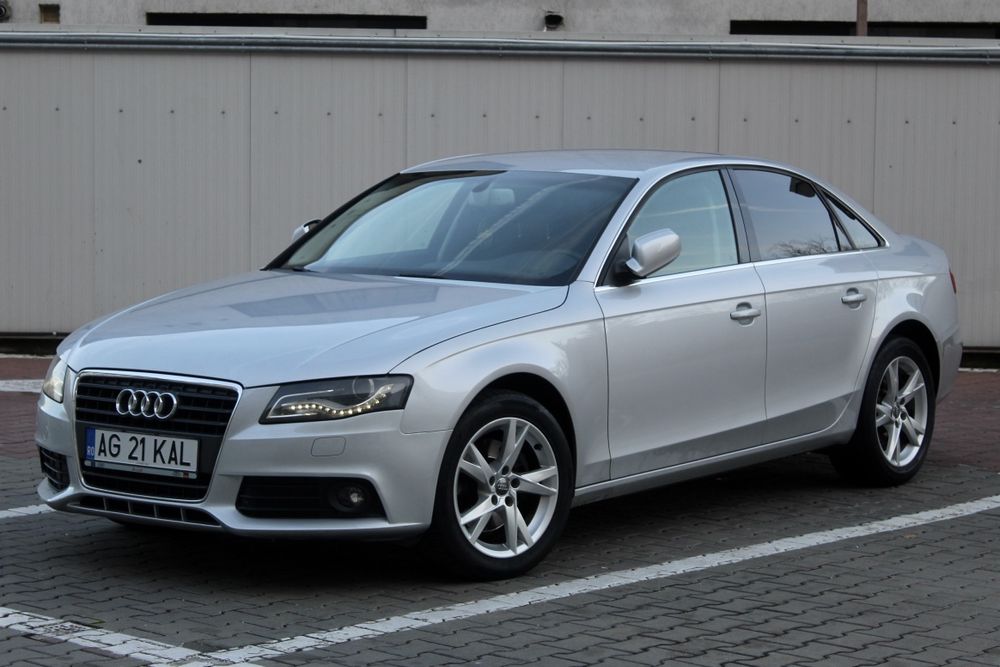 Vând Audi a4 b8 2011