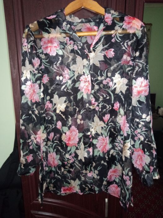 Продам очаровательную женскую рубашку