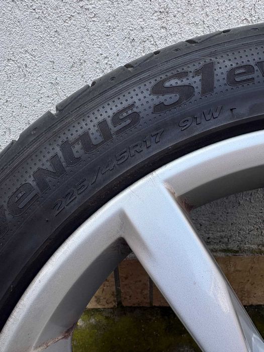 Jante VW 17" Dijon cu anvelope vara 225/45/17 - 91 W - DOT 2023