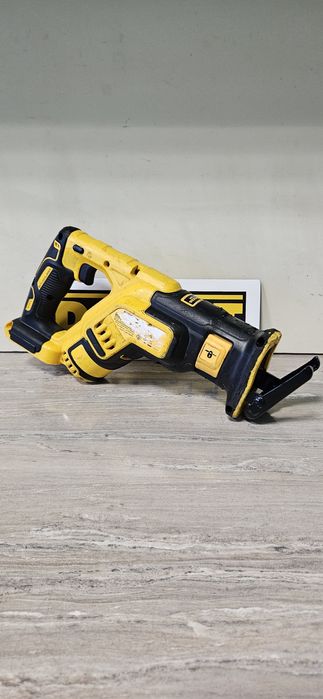 Dewalt Саблен Трион DCS367 18V.