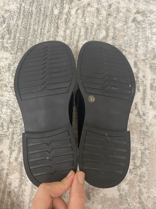 Продам туфли женские