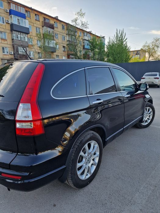 Продам машину Honda CR- V