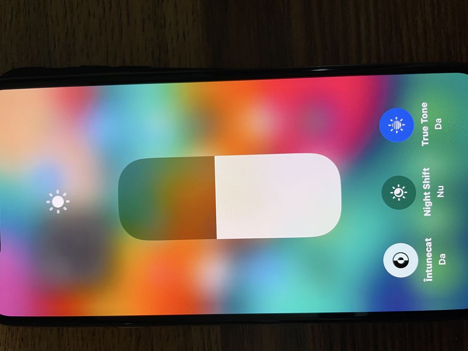 Iphone xs max  stare foarte buna 9,5/10