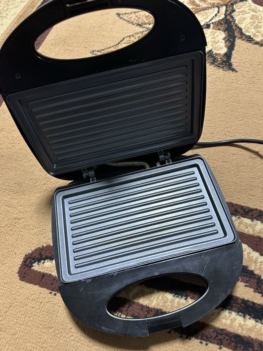 Мультиварка. Продам мультиварку.