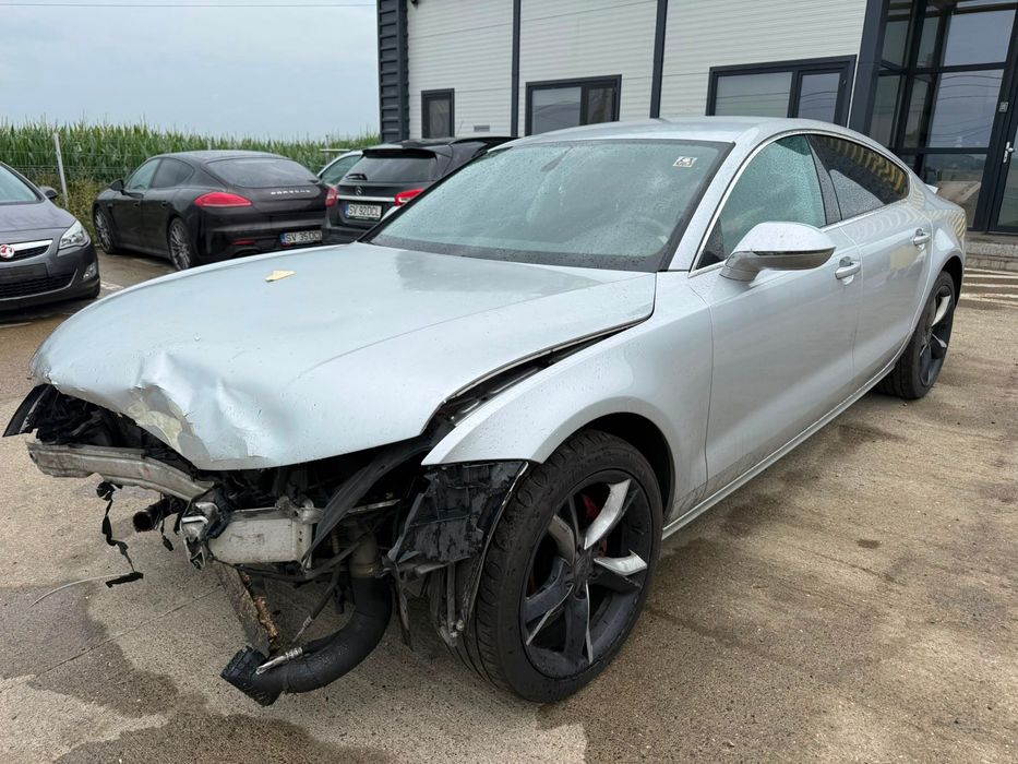 Dezmembrez Audi a7 2011 Argintiu - lx7w 3.0 tdi CLAB cutie automata NKP volan stanga